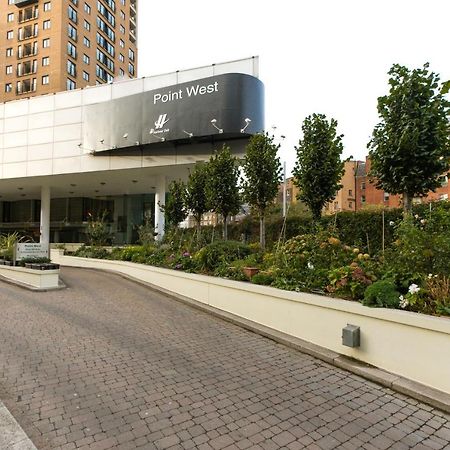 Point West Apartments London Eksteriør bilde