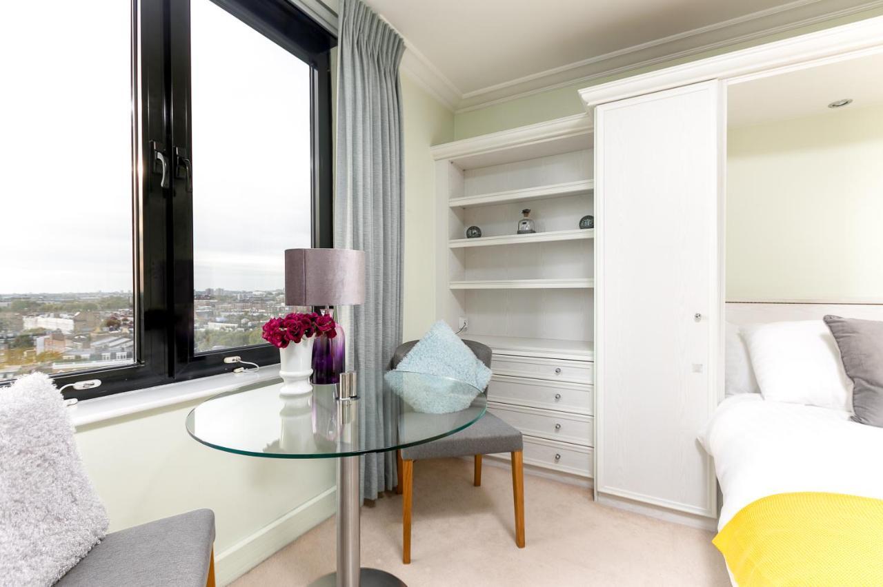 Point West Apartments London Eksteriør bilde