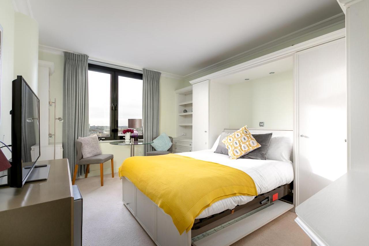 Point West Apartments London Eksteriør bilde