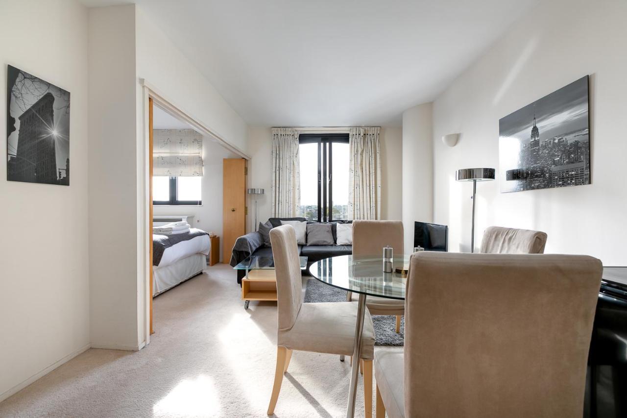 Point West Apartments London Eksteriør bilde